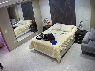 voyeurcam-casa-salsa-bedroom-4