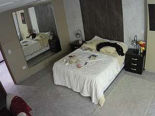 voyeurcam-casa-salsa-bedroom-4