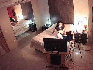 voyeurcam-casa-salsa-bedroom-4