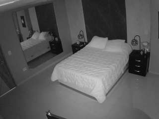 voyeurcam-casa-salsa-bedroom-4