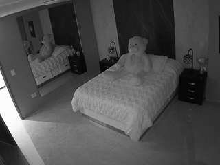 voyeurcam-casa-salsa-bedroom-4