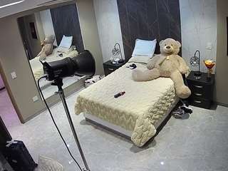 voyeurcam-casa-salsa-bedroom-4