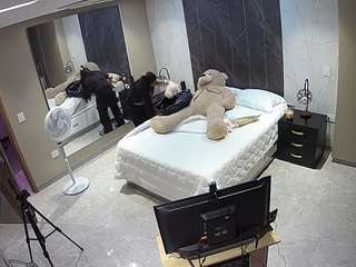 Эта модель сейчас онлайн. voyeurcam-casa-salsa-bedroom-4