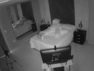 Ten model jest teraz na żywo. voyeurcam-casa-salsa-bedroom-4