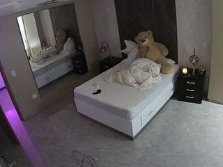 voyeurcam-casa-salsa-bedroom-4