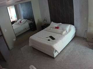 voyeurcam-casa-salsa-bedroom-4