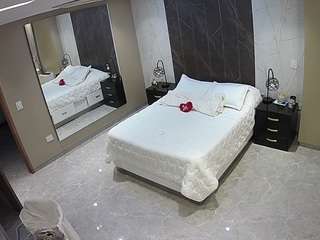 voyeurcam-casa-salsa-bedroom-4