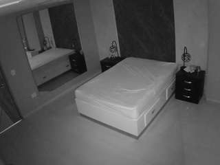 voyeurcam-casa-salsa-bedroom-4