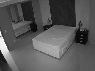 voyeurcam-casa-salsa-bedroom-4