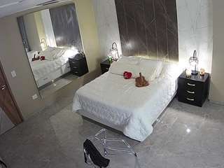 voyeurcam-casa-s... Live Webcam on CamSoda
