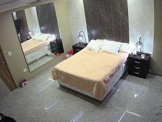 voyeurcam-casa-salsa-bedroom-4
