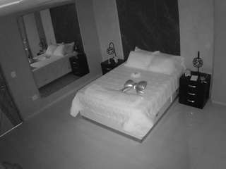 voyeurcam-casa-salsa-bedroom-4
