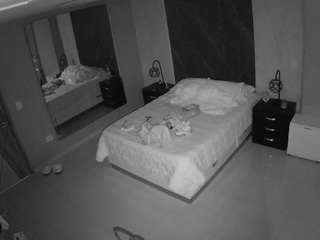 voyeurcam-casa-salsa-bedroom-4