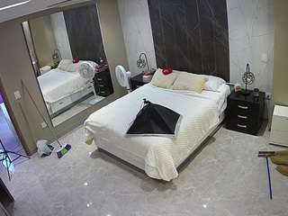 voyeurcam-casa-salsa-bedroom-4