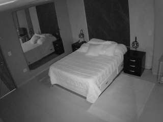 voyeurcam-casa-salsa-bedroom-4