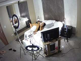 voyeurcam-casa-salsa-bedroom-4