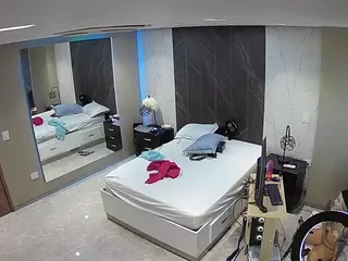 Casa Salsa Bedroom 4's Live Sex Cam Show