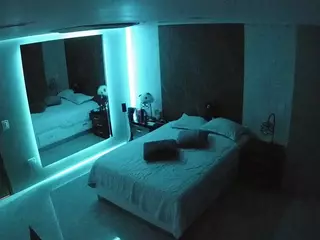 Casa Salsa Bedroom 4's Live Sex Cam Show