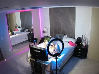 Casa Salsa Bedroom 4's Live Sex Cam Show