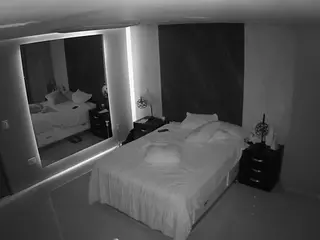 Casa Salsa Bedroom 4's Live Sex Cam Show