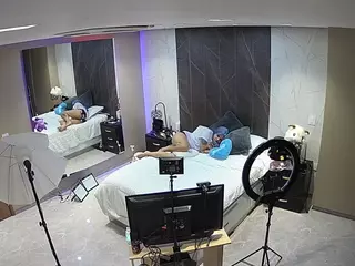 Casa Salsa Bedroom 4's Live Sex Cam Show