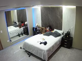 Casa Salsa Bedroom 4's Live Sex Cam Show