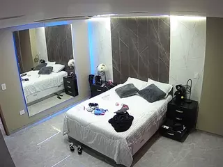 Casa Salsa Bedroom 4's Live Sex Cam Show