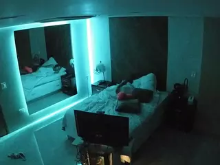 Casa Salsa Bedroom 4's Live Sex Cam Show