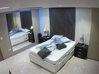 Casa Salsa Bedroom 4's Live Sex Cam Show