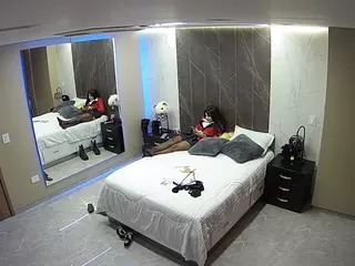 Casa Salsa Bedroom 4's Live Sex Cam Show