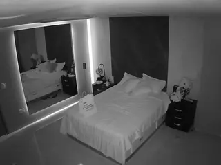 Casa Salsa Bedroom 4's Live Sex Cam Show