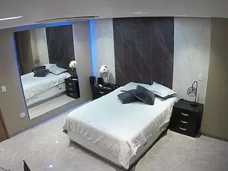 Casa Salsa Bedroom 4's Live Sex Cam Show