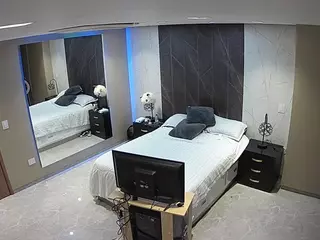 Casa Salsa Bedroom 4's Live Sex Cam Show