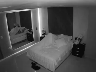 Casa Salsa Bedroom 4's Live Sex Cam Show