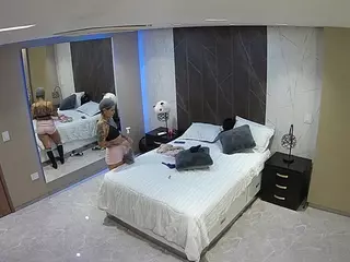 Casa Salsa Bedroom 4's Live Sex Cam Show