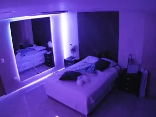 Casa Salsa Bedroom 4's Live Sex Cam Show