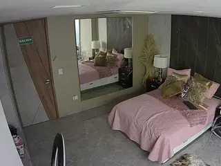 Casa Salsa Bedroom 4's Live Sex Cam Show