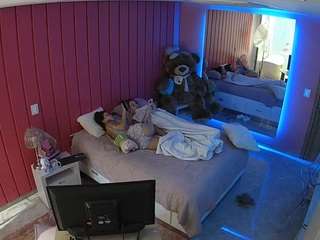 camsoda voyeurcam-casa-salsa-bedroom-5