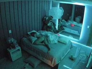 voyeurcam-casa-salsa-bedroom-5 camsoda Voyeur Por 