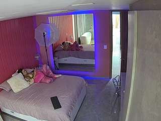 camsoda voyeurcam-casa-salsa-bedroom-5