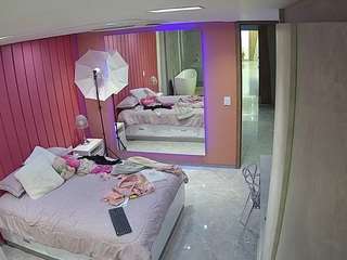 camsoda voyeurcam-casa-salsa-bedroom-5