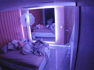 Jade49 camsoda voyeurcam-casa-salsa-bedroom-5