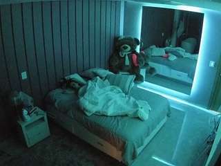 Lisamendez camsoda voyeurcam-casa-salsa-bedroom-5