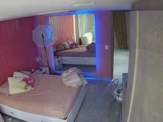 camsoda voyeurcam-casa-salsa-bedroom-5