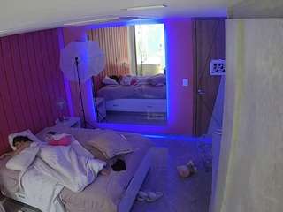 Salsa Slurper camsoda voyeurcam-casa-salsa-bedroom-5