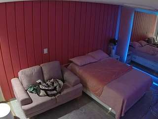 voyeurcam-casa-salsa-bedroom-5