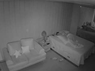 voyeurcam-casa-salsa-bedroom-5