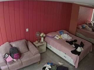 voyeurcam-casa-salsa-bedroom-5