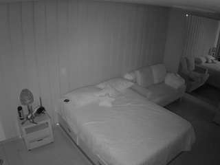 voyeurcam-casa-salsa-bedroom-5