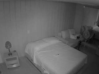 voyeurcam-casa-salsa-bedroom-5